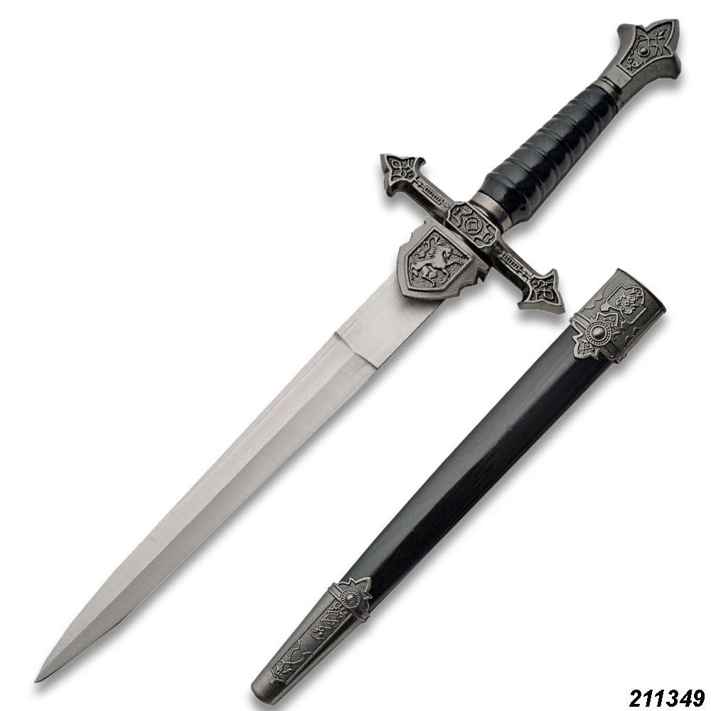 Royal English Dagger With Scabbard
