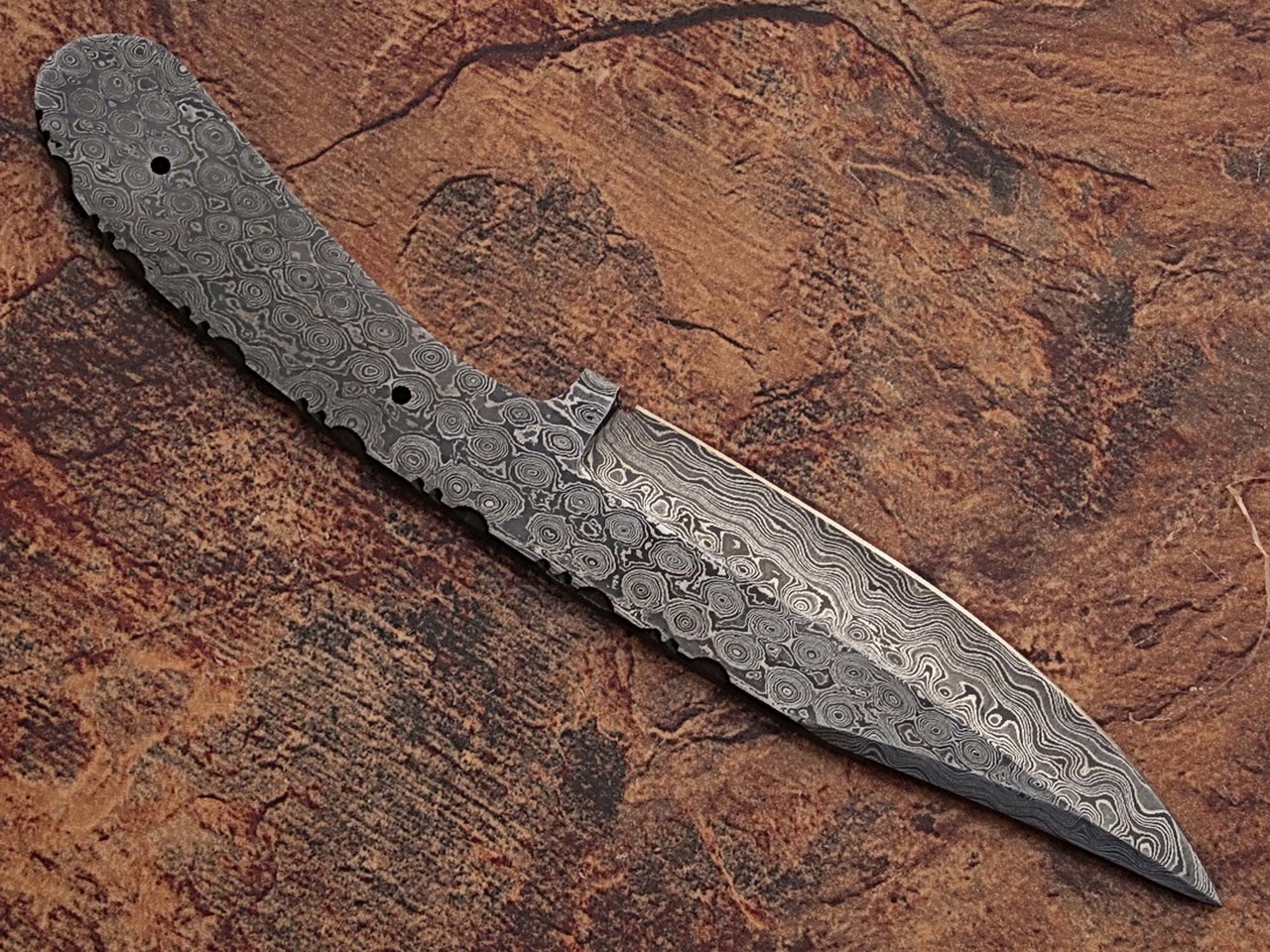 White Deer Damascus Blank Knife Full Tang Bird Eye Pattern Welded Skinner Blade