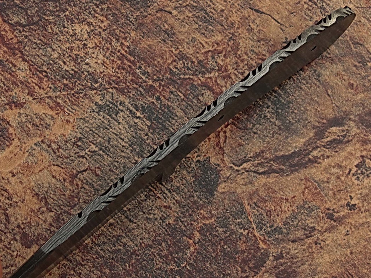 White Deer Damascus Blank Knife Full Tang Bird Eye Pattern Welded Skinner Blade