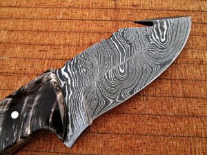 White Deer Custom Damascus Steel Skinner Knife (with Gut Hook Limited Edition