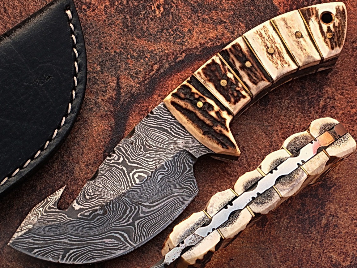 Damascus Steel Skinner Knife (Stag Handle & Gut Hook)