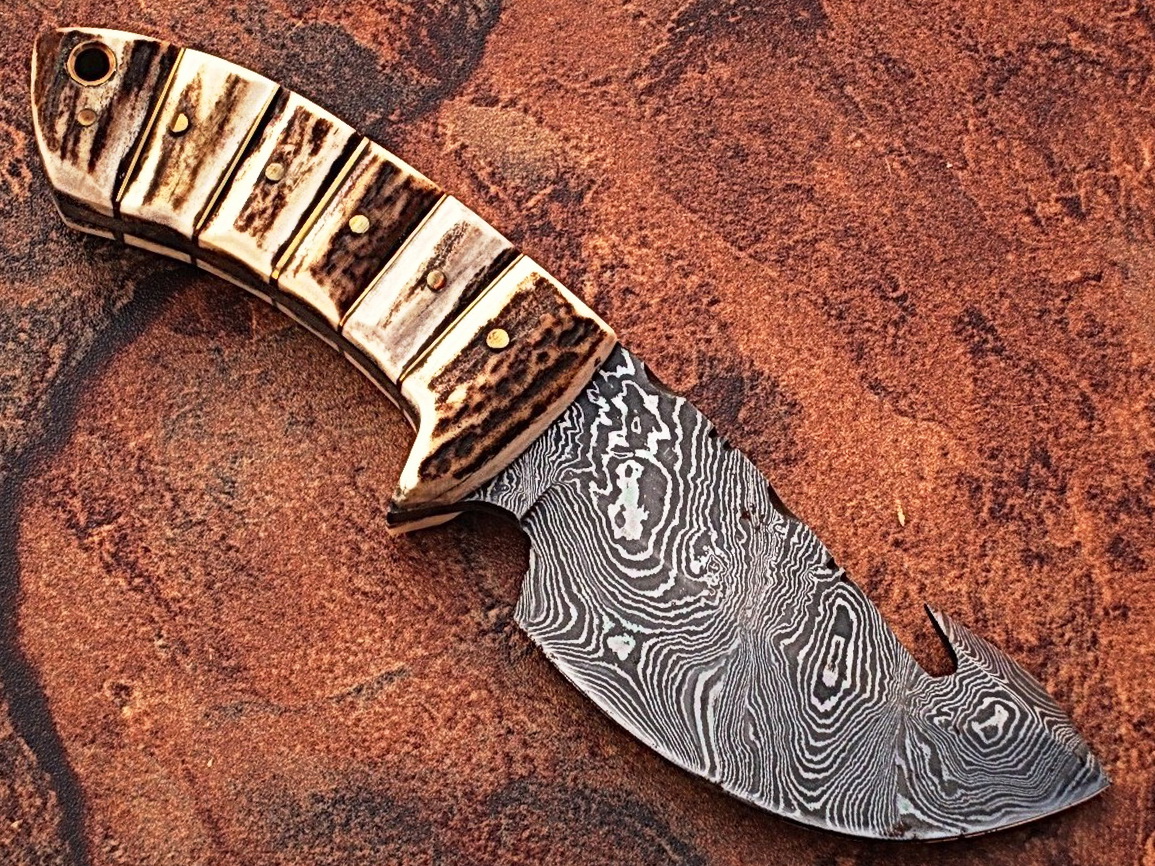 Damascus Steel Skinner Knife (Stag Handle & Gut Hook)
