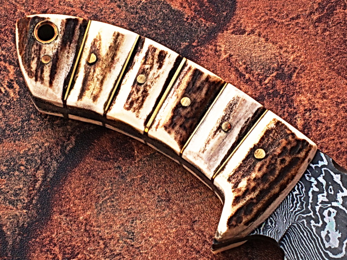 Damascus Steel Skinner Knife (Stag Handle & Gut Hook)