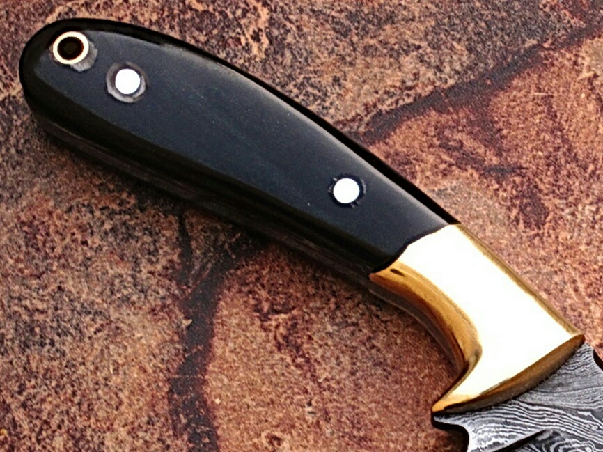 White Deer Custom  Damascus Steel Knife (Buffalo Horn Handle)