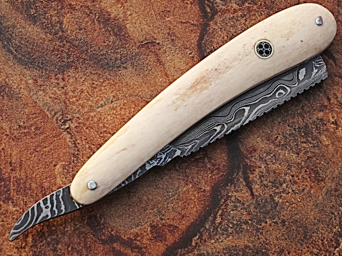 Custom Made Damascus Steel Straight Razor w/ Camel Bone Handle w