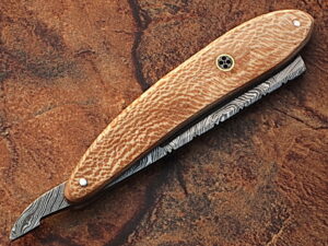 White Deer Damascus Steel Straight Razor w/ Olive Wood Handle