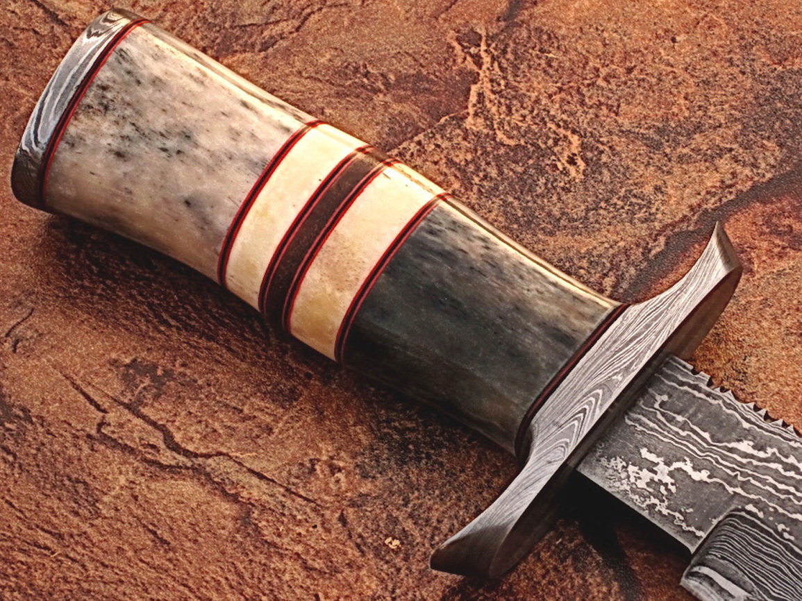 WHITE DEER Damascus Steel Hunting Knife w/ Giraffe & Camel Bone