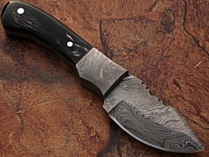 White Deer Damascus Steel Skinner Knife w/ Buffalo Horn Handle