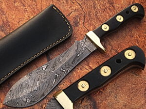 WHITE DEER MAGNUM Damascus Steel Handmade Hunting Knife | Authentic Buffalo Horn Handle