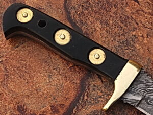 WHITE DEER MAGNUM Damascus Steel Handmade Hunting Knife | Authentic Buffalo Horn Handle