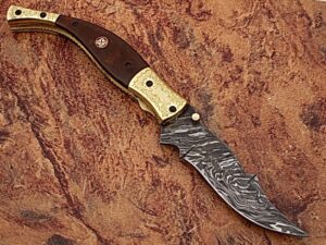 Executive Series Baekelite ENGRAVED Clip-Point Folding Damascus Knife Solid Brass Bolstered
