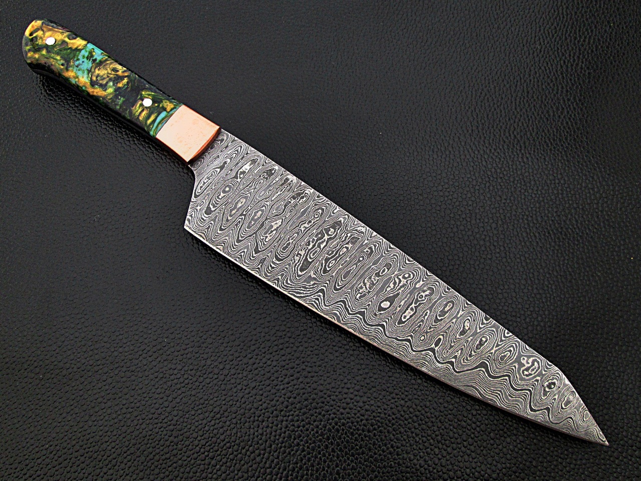 Damascus Steel Santoku Forged Chef Knife Hazel Resin Grips by White Deer