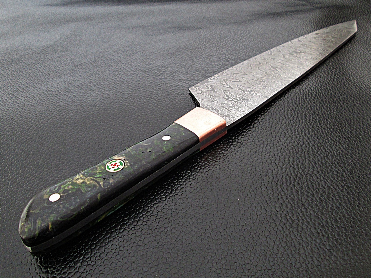 Damascus Steel Santoku Forged Chef Knife Hazel Resin Grips by White Deer
