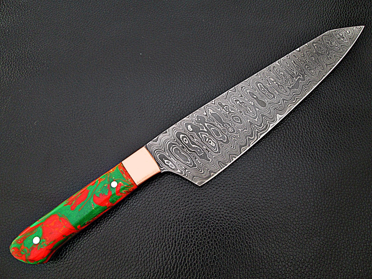 ULTRA SHARP Santoku Forged Chef Knife Damascus Steel Red/Green Resin Grips by White Deer
