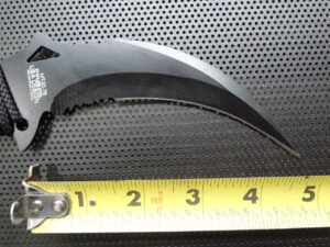 MTech FIXED-BLADE TACTICAL KNIFE | Black Blade Paracord Serrated Combat Karambit