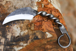 Forged Railroad Spike Twist Karambit