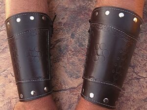 HAND MADE BROWN REAL Leather Armor Pointed Top Fantasy Medieval Halloween CUFF