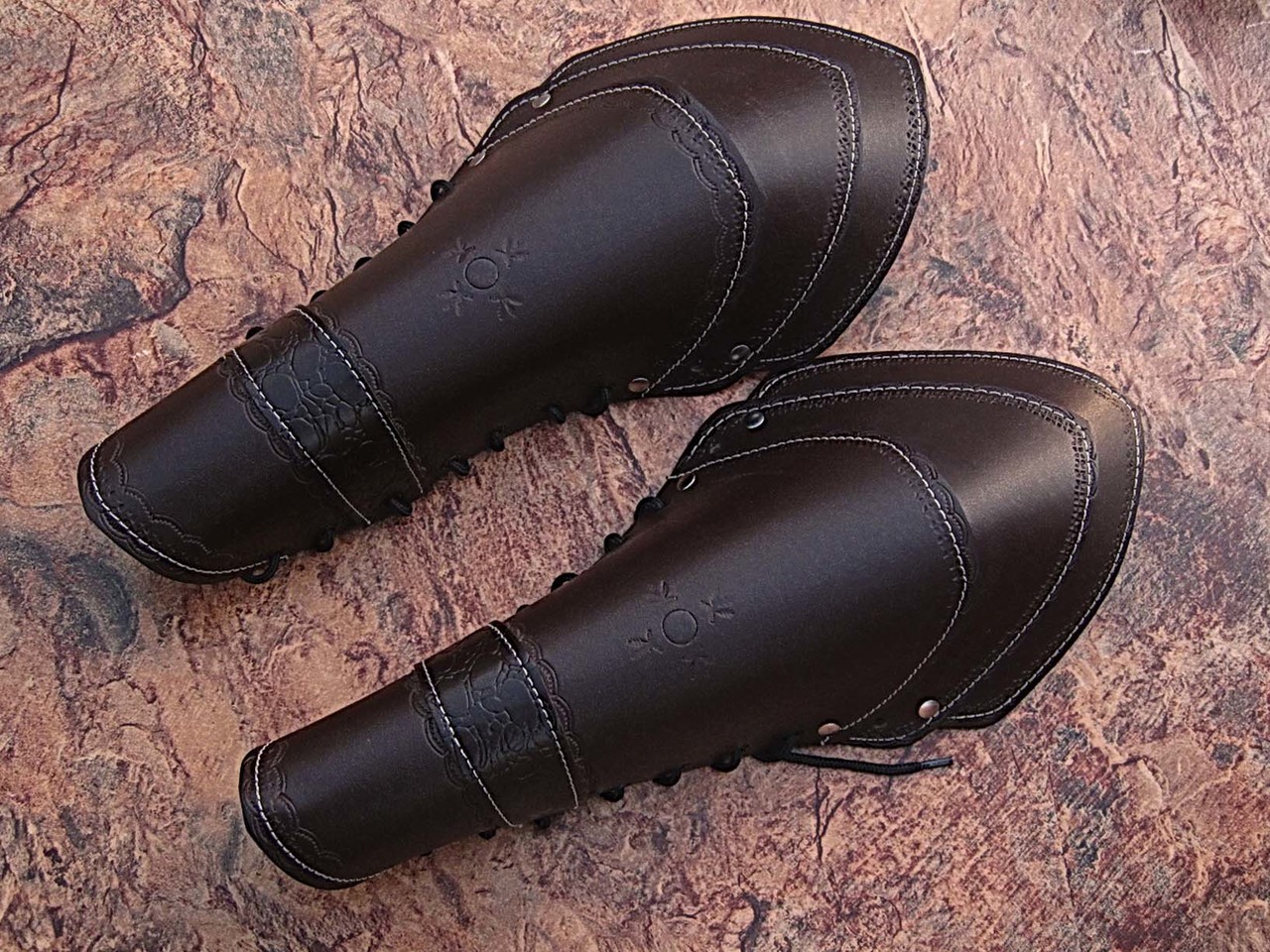 Brown Leather Cow Skin Armor Pointed Tip Fantasy Medieval Cuff