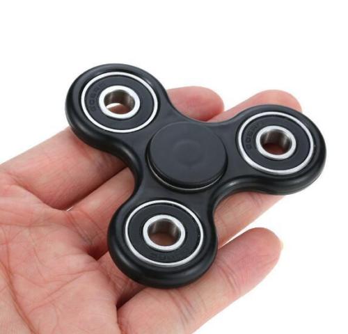 Tri-Spinner Fidget Toy Ceramic EDC Hand Finger Spinner Desk Focus BLACK