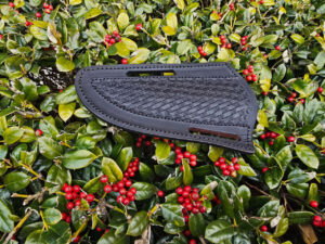 D-2 Skinner Hunter Knife with  G-10 Handle