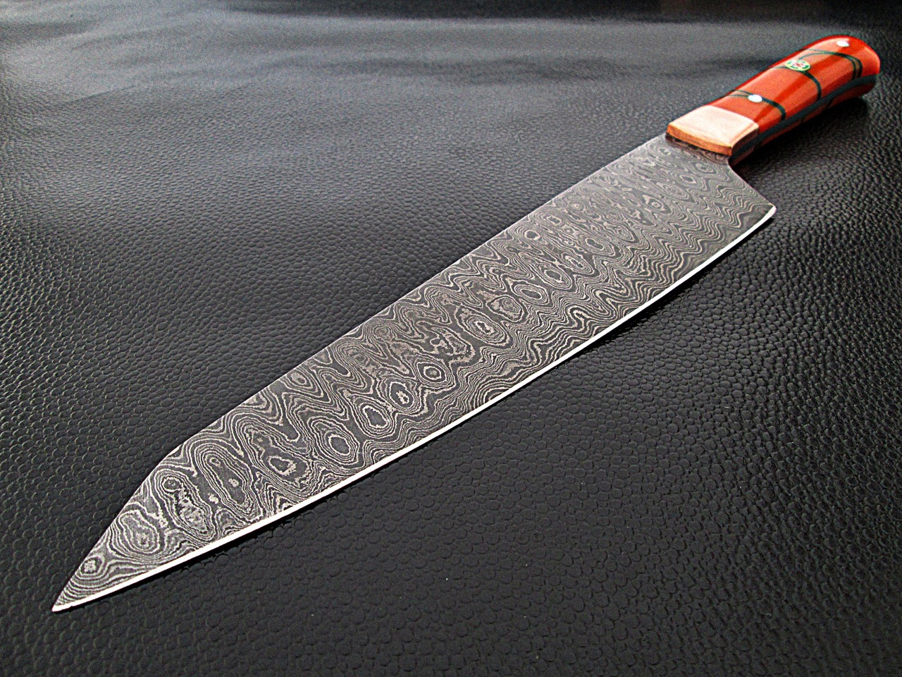 Solid Resin Grip Santoku Forged Chef Knife Damascus 1095 HC Steel by White Deer
